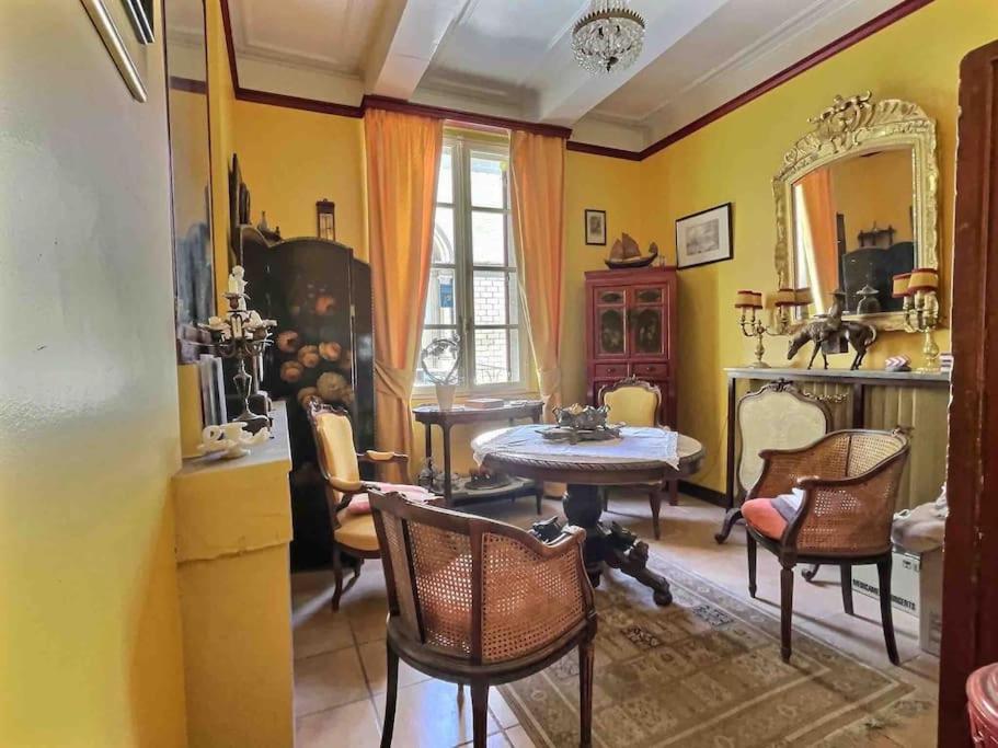 Chez Lydia - Osez La Vie De Chateau ! Pont Du Gard, Uzes Ремулен Экстерьер фото
