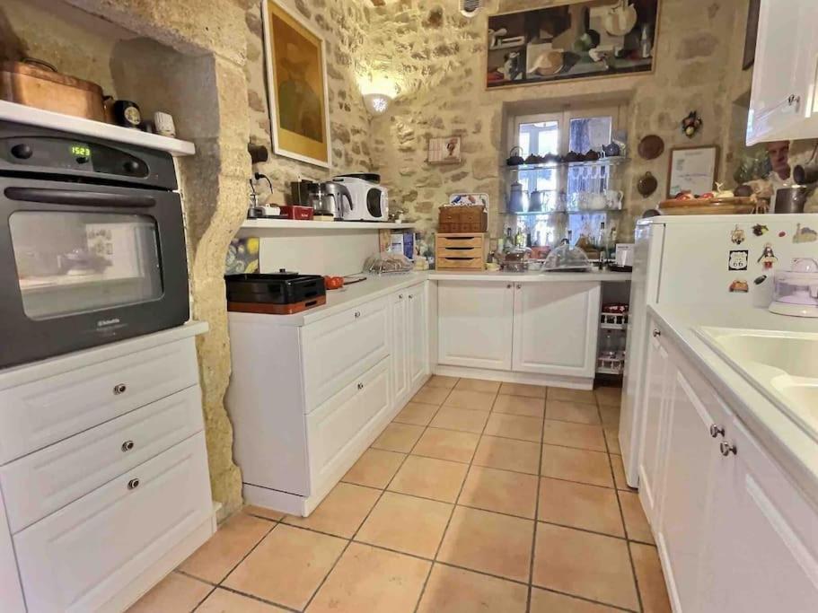 Chez Lydia - Osez La Vie De Chateau ! Pont Du Gard, Uzes Ремулен Экстерьер фото